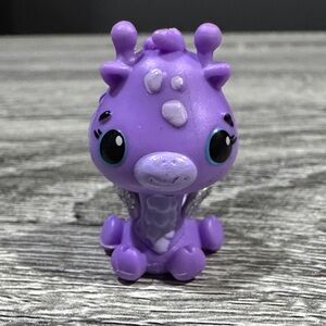 Hatchimals | CollEGGtibles: Purple Gireo Giraffe - Collectible Mini Figure